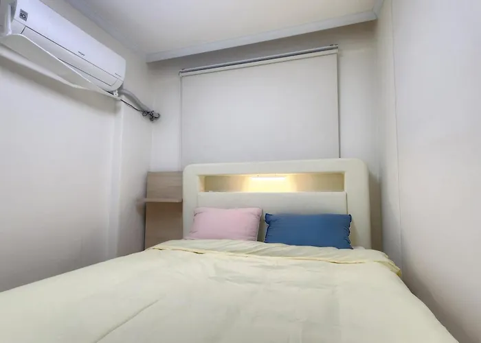 Spring Stay-홍대7번 1분, 단독전체,1층,3r1b,침대4 Seul